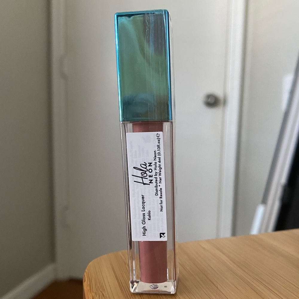 5 for $25! ✨ Hola Neon High Gloss Lacquer in Kahlo